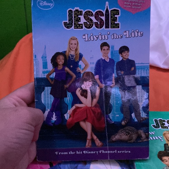Jessie Books from Disney Channel - Picture 4 of 8